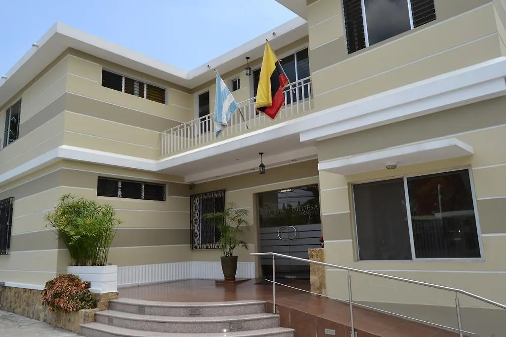 Urdesa Suites Hotel جواياكيل