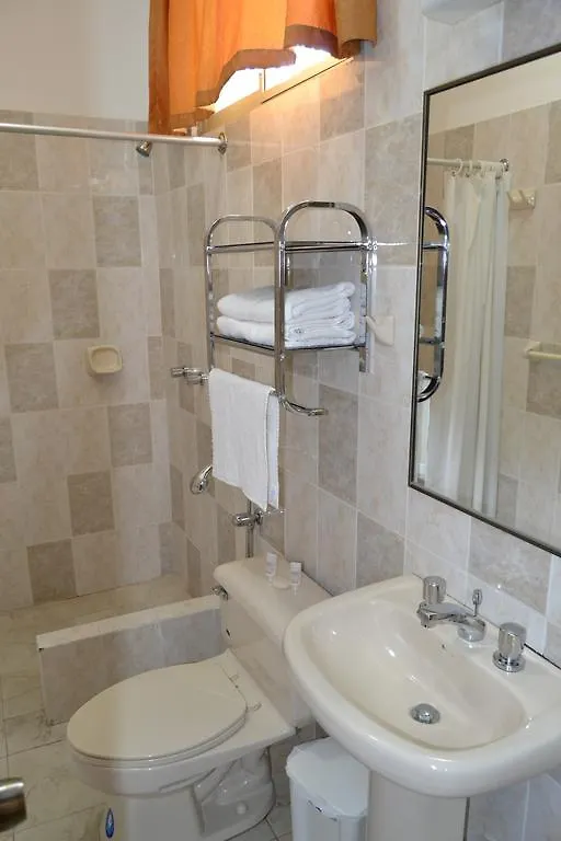 Urdesa Suites Hotel جواياكيل الإكوادور