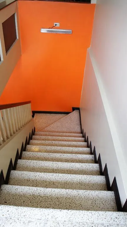 Urdesa Suites Hotel Γκουαγιακίλ