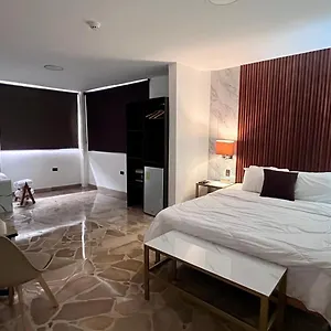 Varadero Internacional *** Guayaquil
