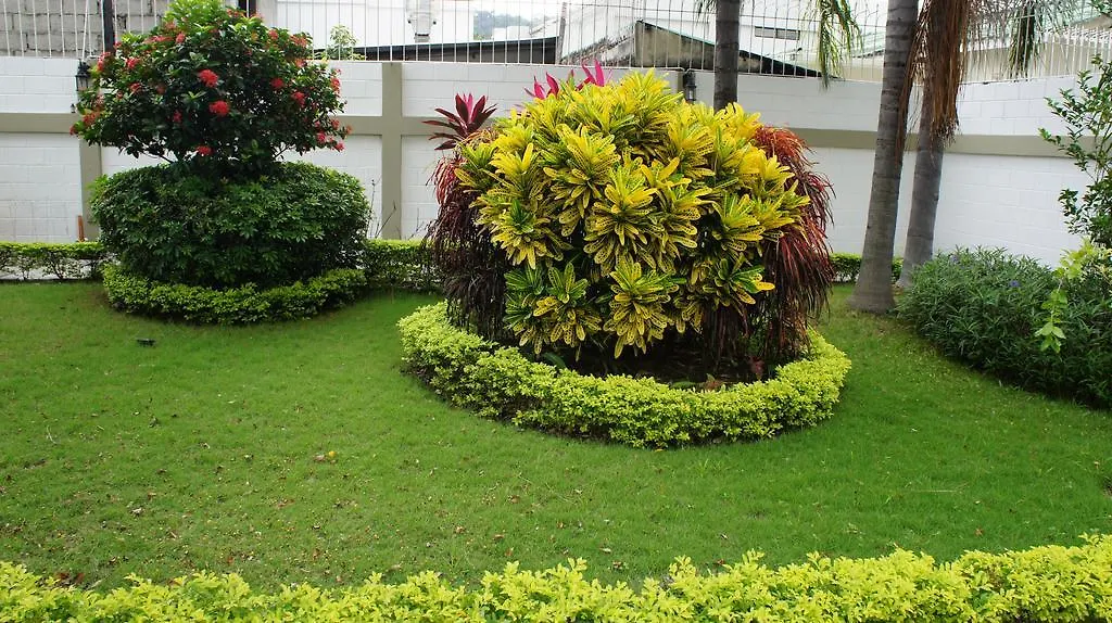 Urdesa Suites Hotel Guayaquil