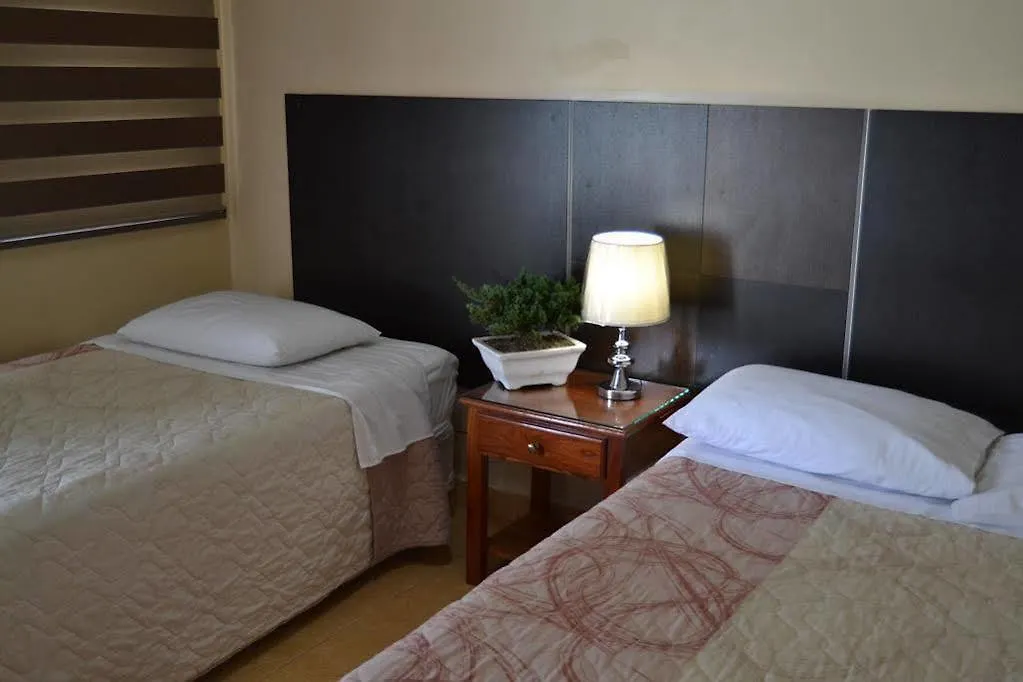 Urdesa Suites Hotel Guayaquil