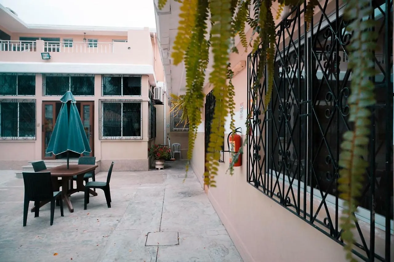 Urdesa Suites Hotel Guayaquil Ecuador